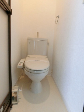 トイレ　ウォシュレット