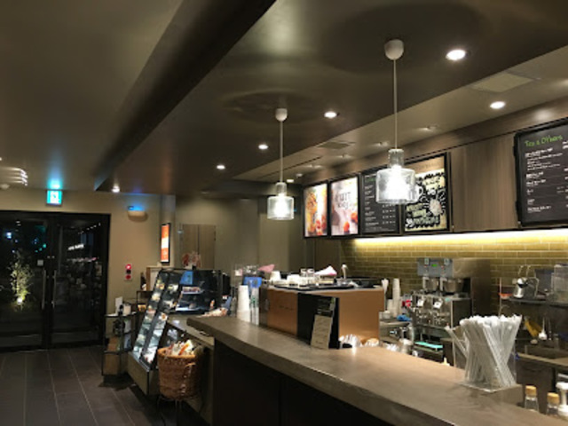 飲食店　スターバックスコーヒー稲城東長沼店（飲食店）まで912m