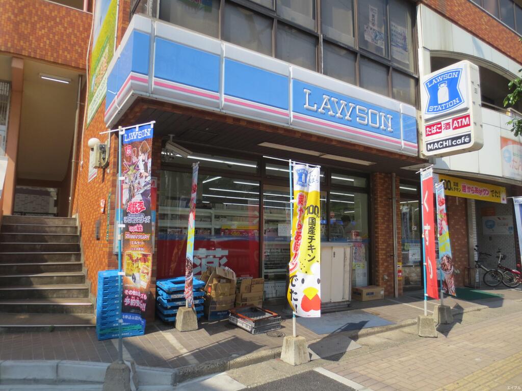 コンビニ　ローソン香椎駅前1丁目店（コンビニ）まで180m