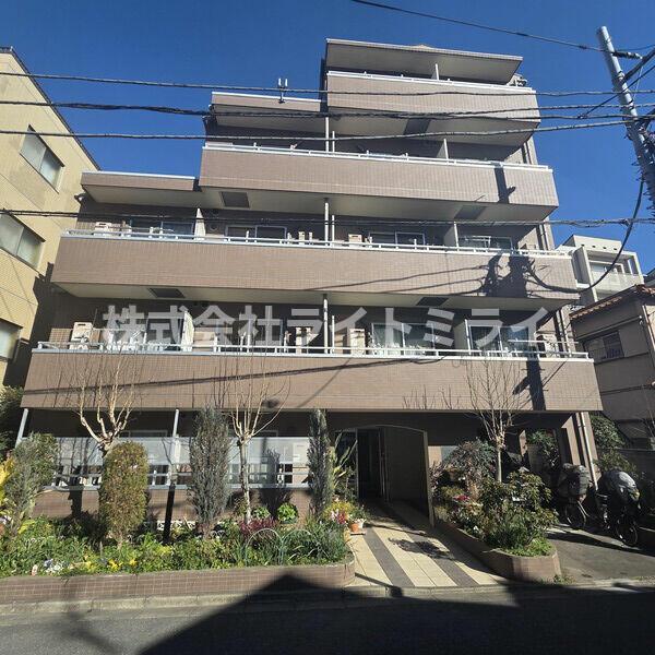 建物外観　?