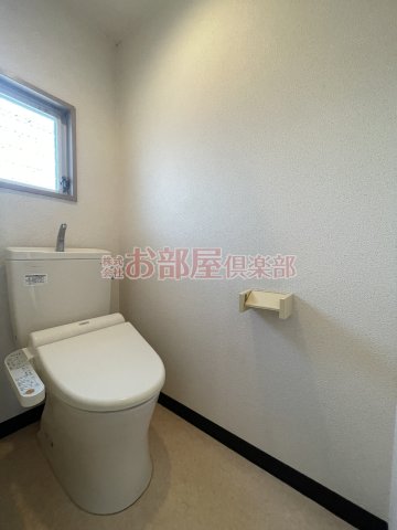 トイレ　コンパクトで使いやすいトイレです
