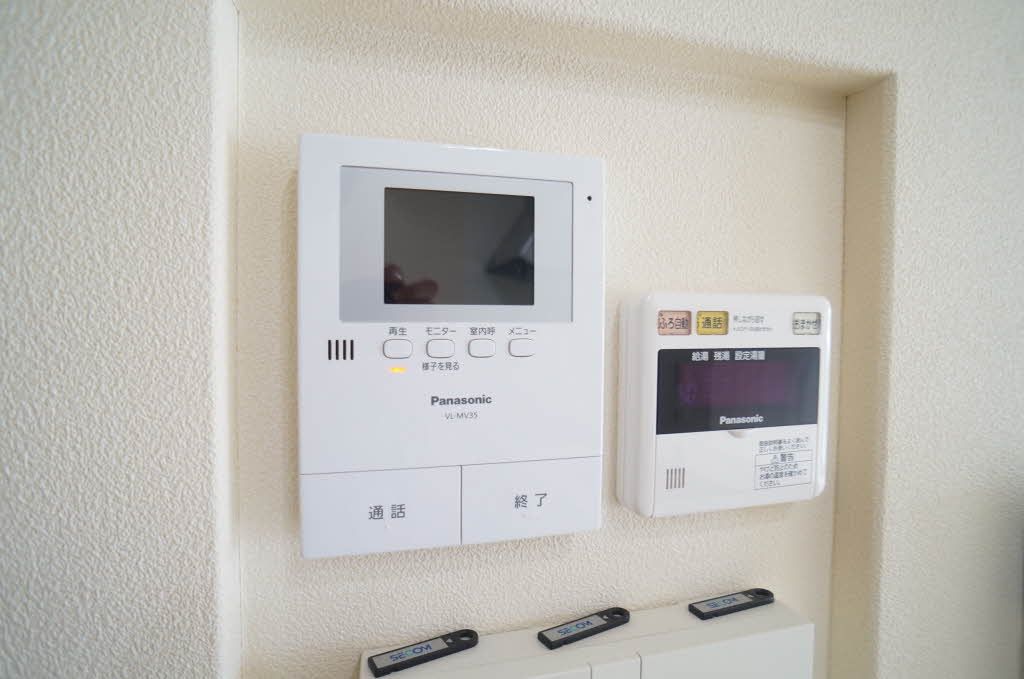セキュリティ　モニタ付きドアホン
