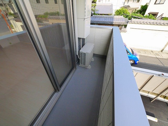 バルコニー　落ち着いた時間を過ごせるバルコニーです