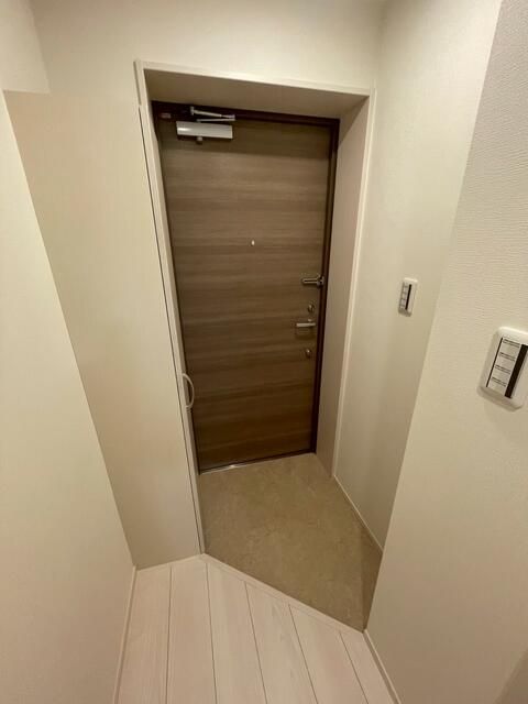 玄関　収納もある玄関です