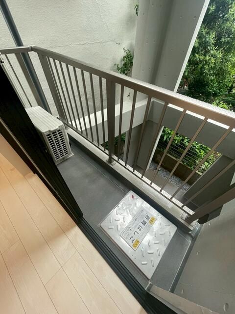 バルコニー　お洗濯にも便利なバルコニー付き