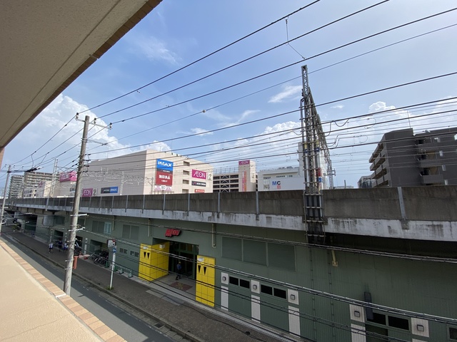 眺望　イオンまですぐですね。
