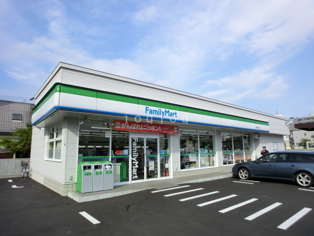 コンビニ　ファミリーマート札幌伏古8条店（コンビニ）まで851m