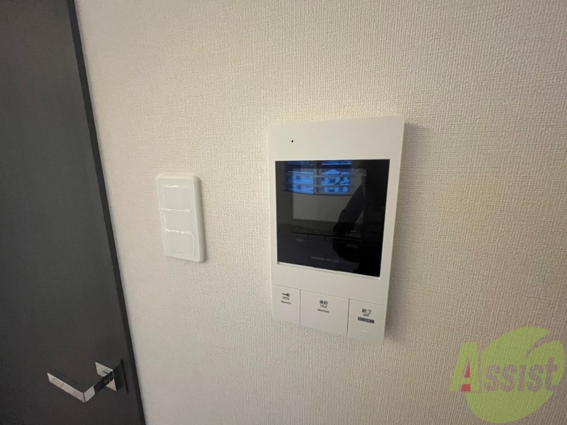 セキュリティ　ＴＶモニター付インターホンです。来客者の顔が見えるので安心！