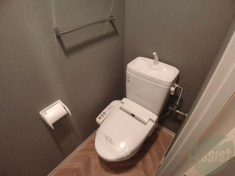 トイレ　こちらはトイレです。清潔感があり、安心して使用できます。
