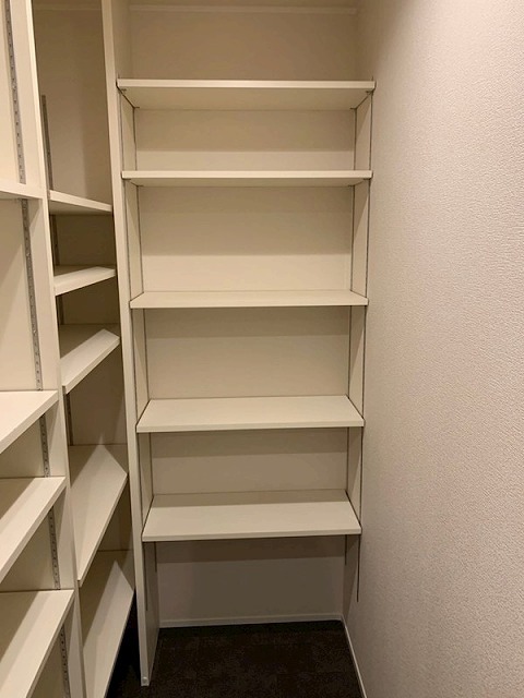 収納　シューズウォークインクローゼット