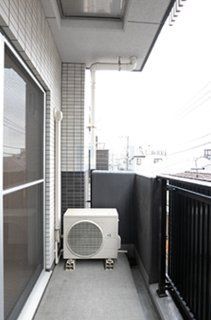 バルコニー　うれしいバルコニー付き！