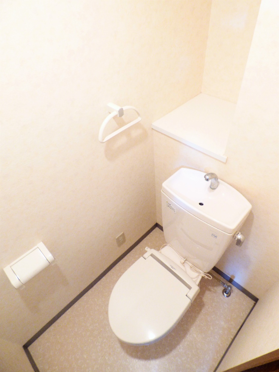 トイレ　別部屋参考写真