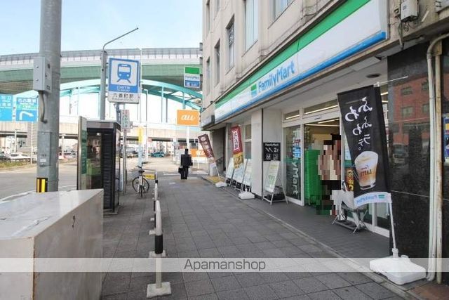 コンビニ　ファミリーマート（コンビニ）まで1033m