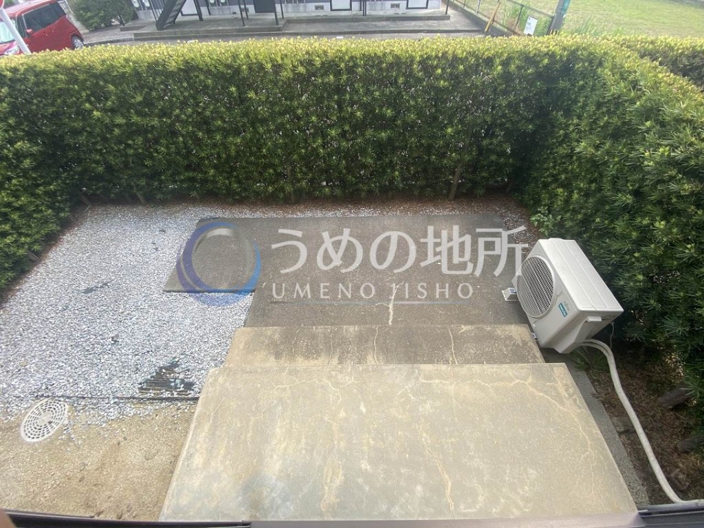 バルコニー　庭