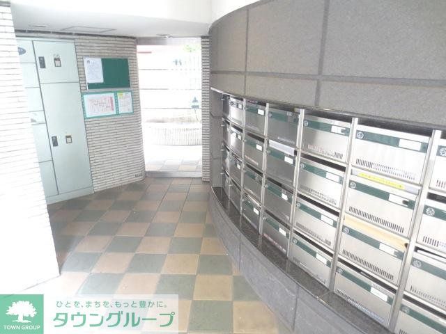 ロビー　★便利な宅配ＢＯＸ付き★