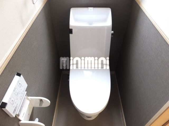トイレ　※写真は同型モデル