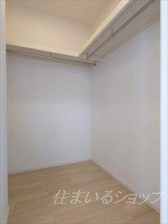 収納　ウォークインクローゼット
