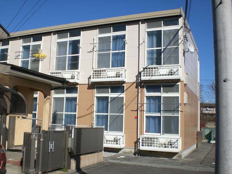 建物外観　駅近で通勤通学に便利です。