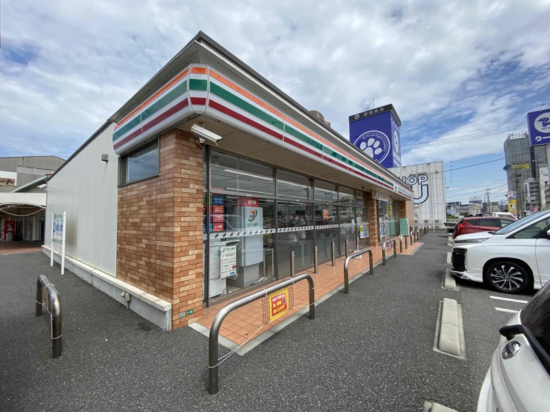 コンビニ　セブンイレブン小倉葛原東4丁目店（コンビニ）まで483m