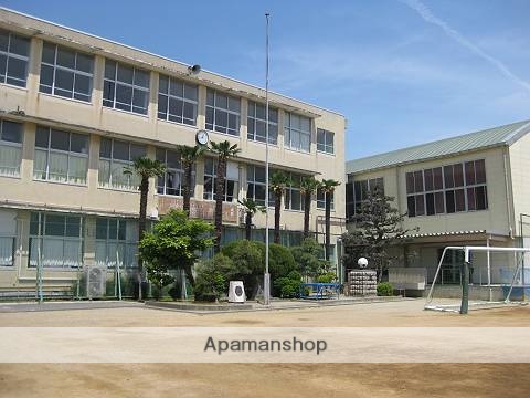 小学校　船越小学校（小学校）まで637m