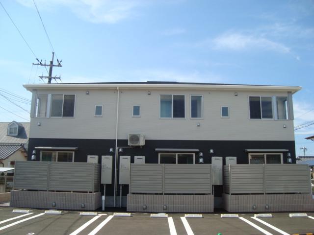 建物外観　外観写真（昼）
