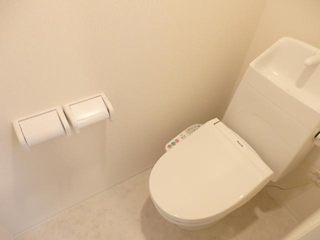 トイレ　シャワー付トイレ