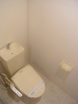 トイレ　※写真は参考です（現況優先）