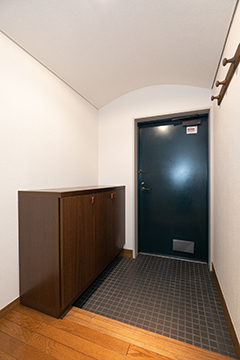玄関　※別部屋参照