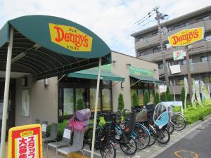 飲食店　デニーズ上池台店（飲食店）まで467m