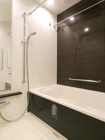 バス・シャワールーム　バス※別部屋参考写真