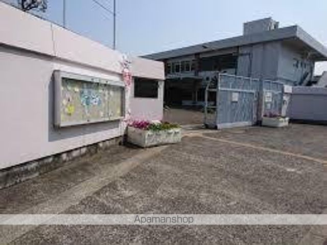 高校・高専　勝山高等学校（高校・高専）まで1293m