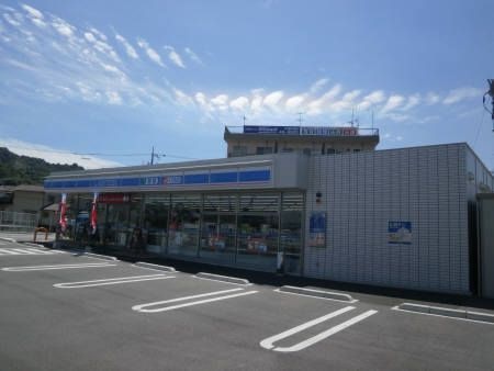 コンビニ　ローソン尾道山波店（コンビニ）まで734m