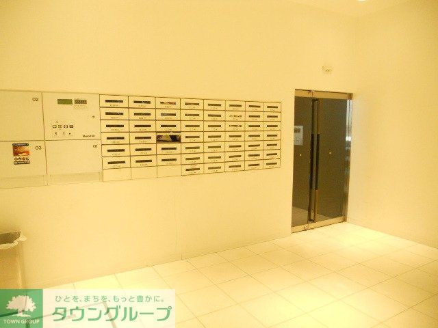 エントランス　宅配ボックス