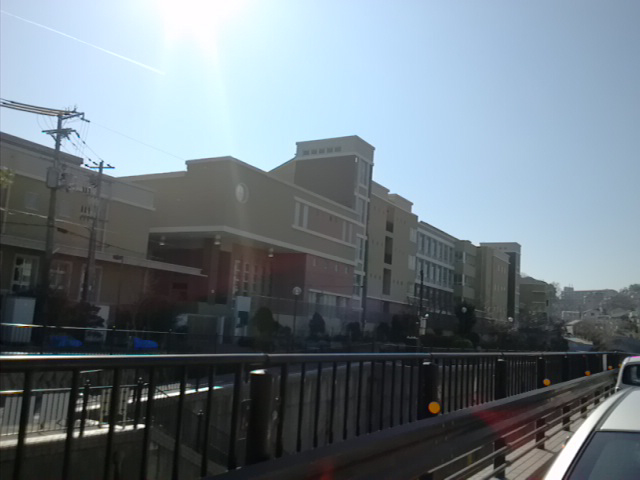 小学校　夢野の丘小学校（小学校）まで978m