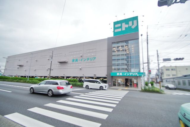ショッピングセンター　ニトリ平塚店（ショッピングセンター）まで640m