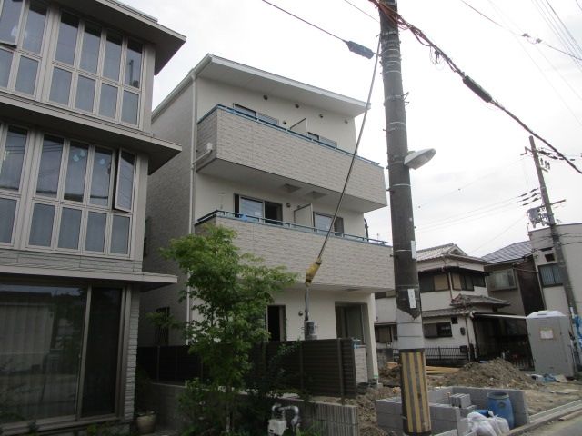 エントランス　外観