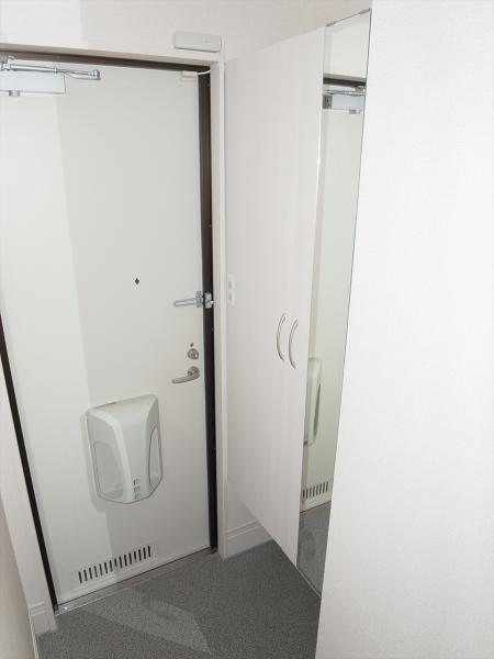 玄関　玄関