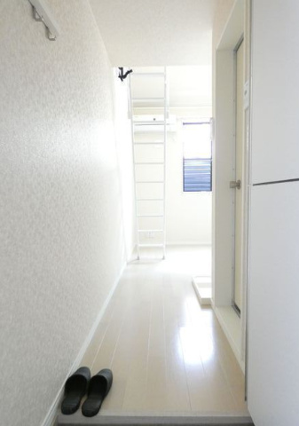 玄関　カパルアガーデン横浜反町
