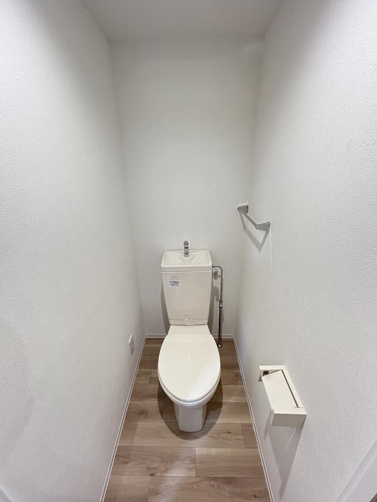 子育て世帯向け住宅 横浜若葉台3-2棟のトイレ写真
