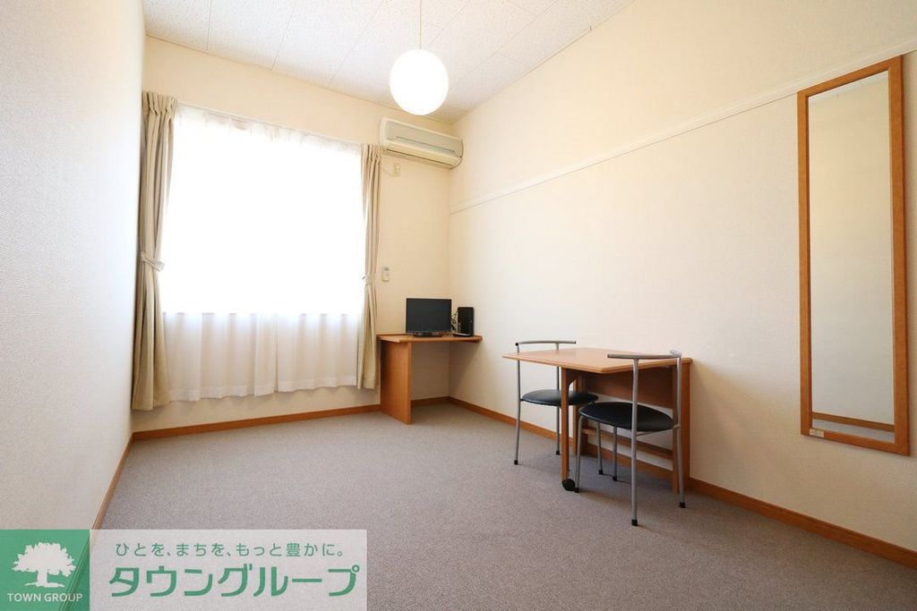居室・リビング　同タイプの間取り撮影につき実際の物件とは異なる場合があります