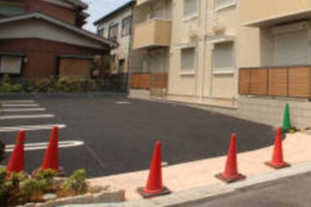 駐車場　駐車場