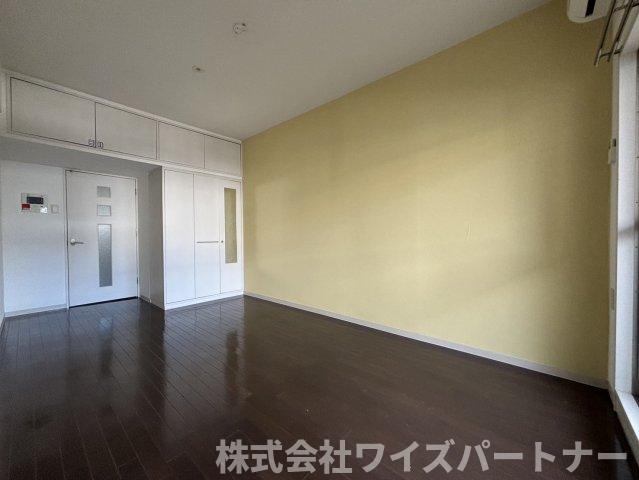 居室・リビング　※同型タイプの為、現状優先