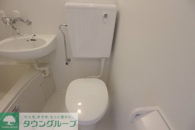 トイレ　写真は同タイプ住戸です。