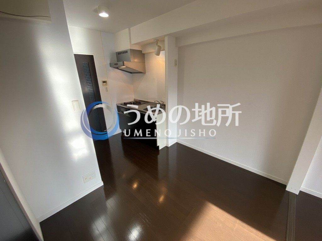 西鉄天神大牟田線 西鉄久留米駅 徒歩12分 15階建 築17年の居間写真