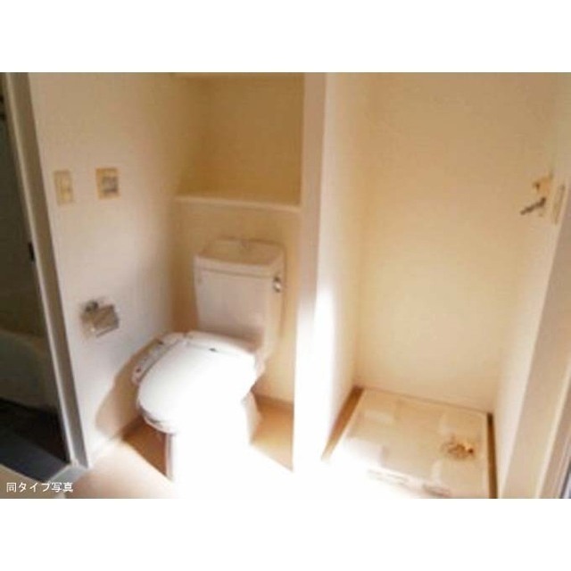 コンフォリア上野広小路のトイレ写真