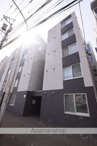 地下鉄南北線 すすきの駅 徒歩10分 築11年