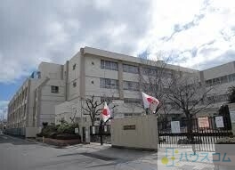 小学校　摂津市立味生小学校（小学校）まで183m