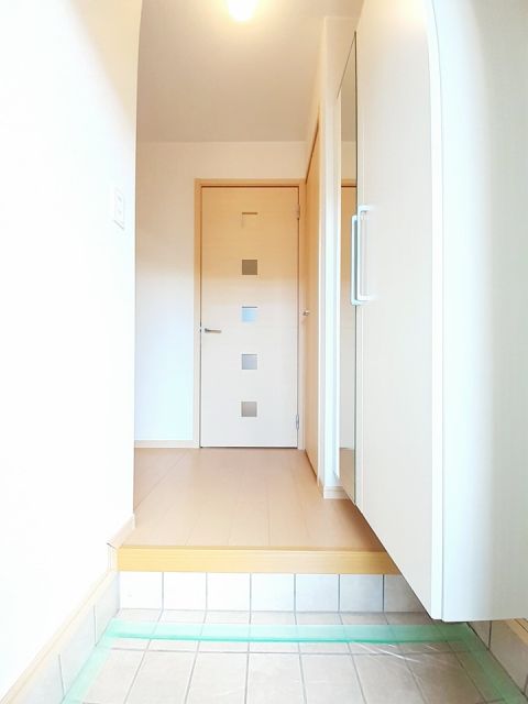 グランコ-ト Dの玄関写真