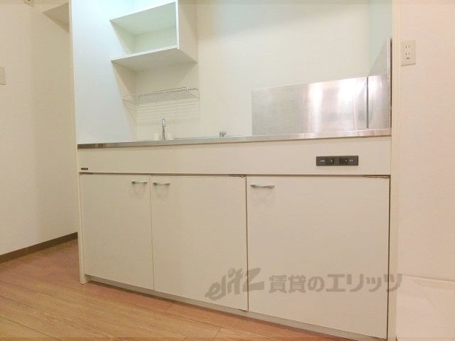 ハウスセゾン御所南のキッチン写真
