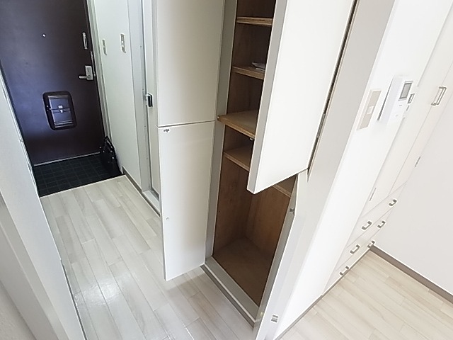 収納　別部屋参考写真